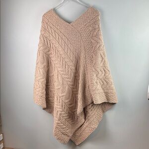 Kilronan Cable Merino Wool Poncho